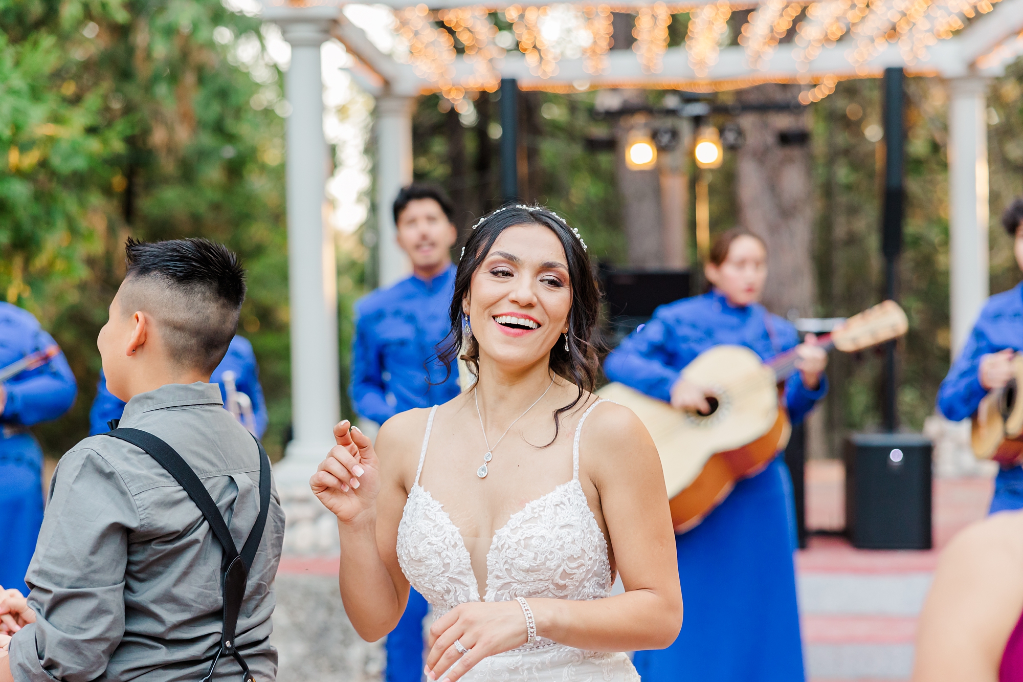 dancing to mariachi band at wedding