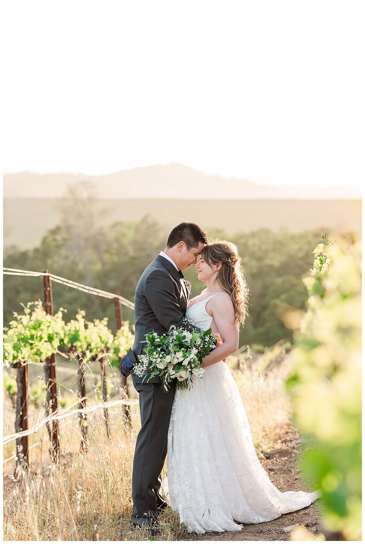 romantic vineyard wedding photos